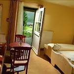 Jufa Hotel 3*