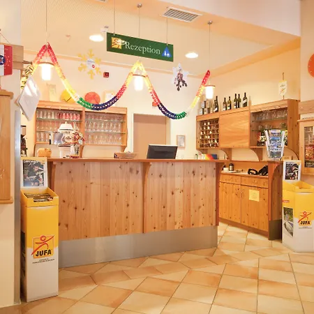 Jufa Hotel 3*