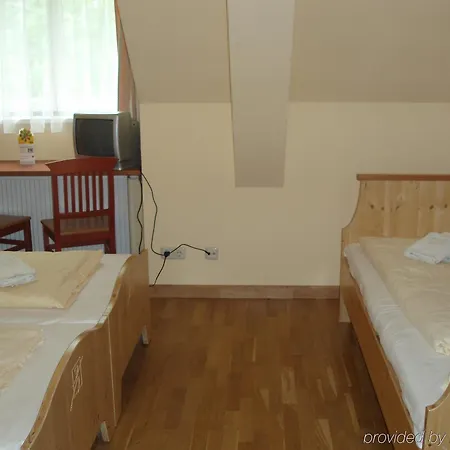 Jufa 3* Грундльзее