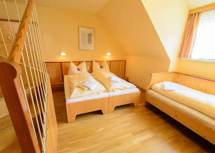 格伦德尔湖jufa酒店