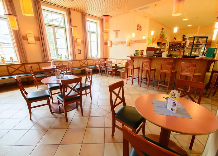 格伦德尔湖jufa酒店