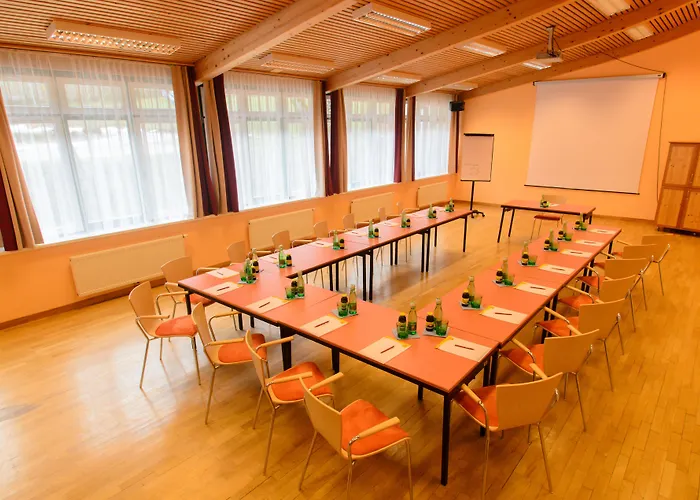 格伦德尔湖jufa酒店